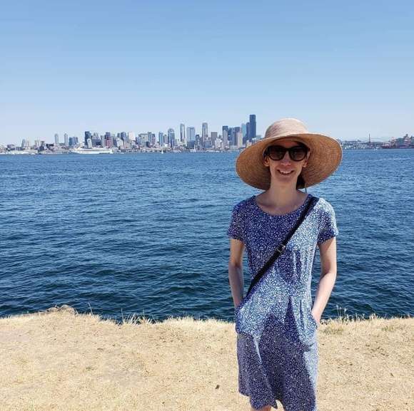 Meet your Posher, Kristin - Picture 1 of 1